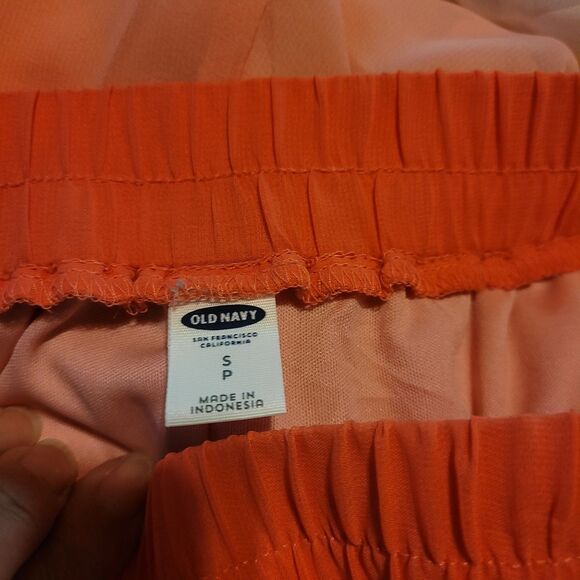 2 Old Navy Wmns Small 1 Pink And 1 Blue Ombre Layered Midi Skirt Lightweight - Picture 7 of 11